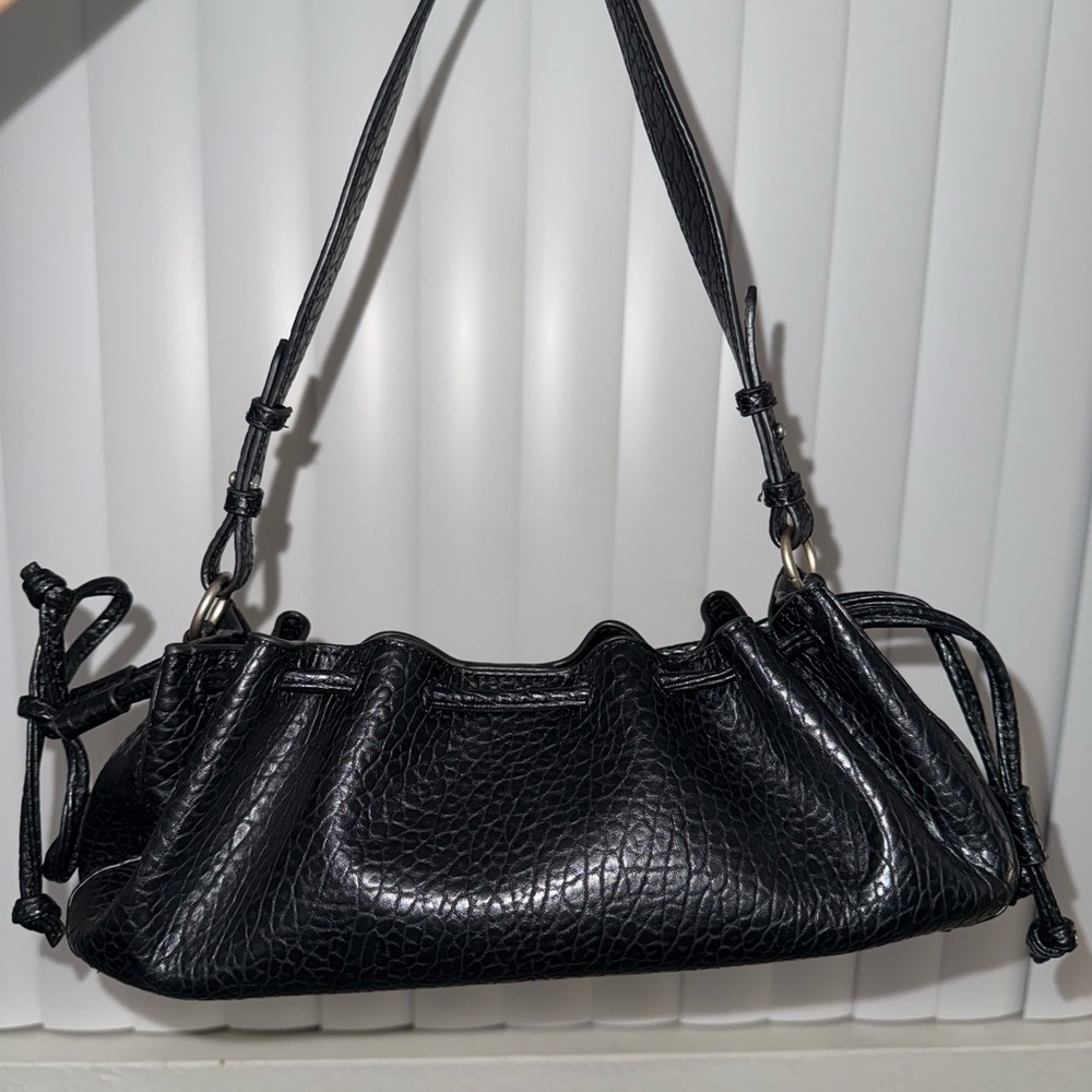 Zara Classic Black Shoulder Bag